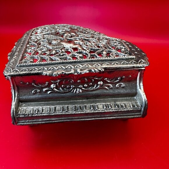 Other - VTG JAPAN METAL PIANO CHERUB MUSIC TRINKET JEWERLY BOX WORKING GREAT